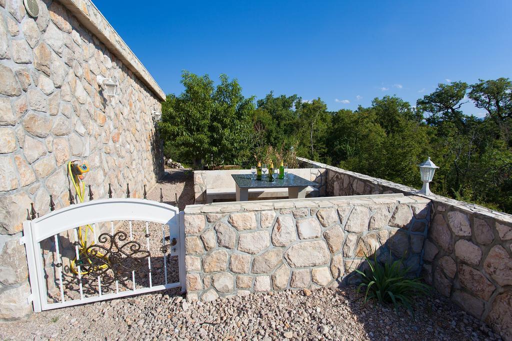 Villa Mir Polje  Eksteriør bilde